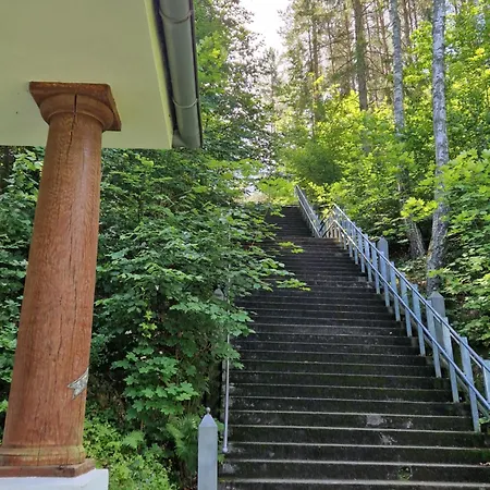 בית נופש Zurawi ויילה